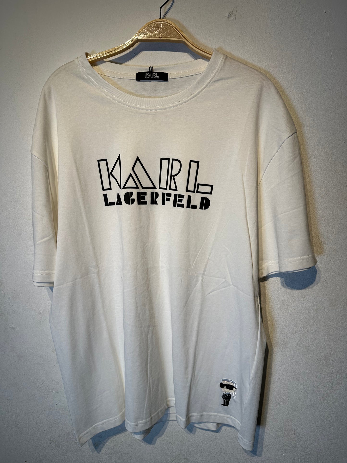 Camiseta karl lagerfeld
