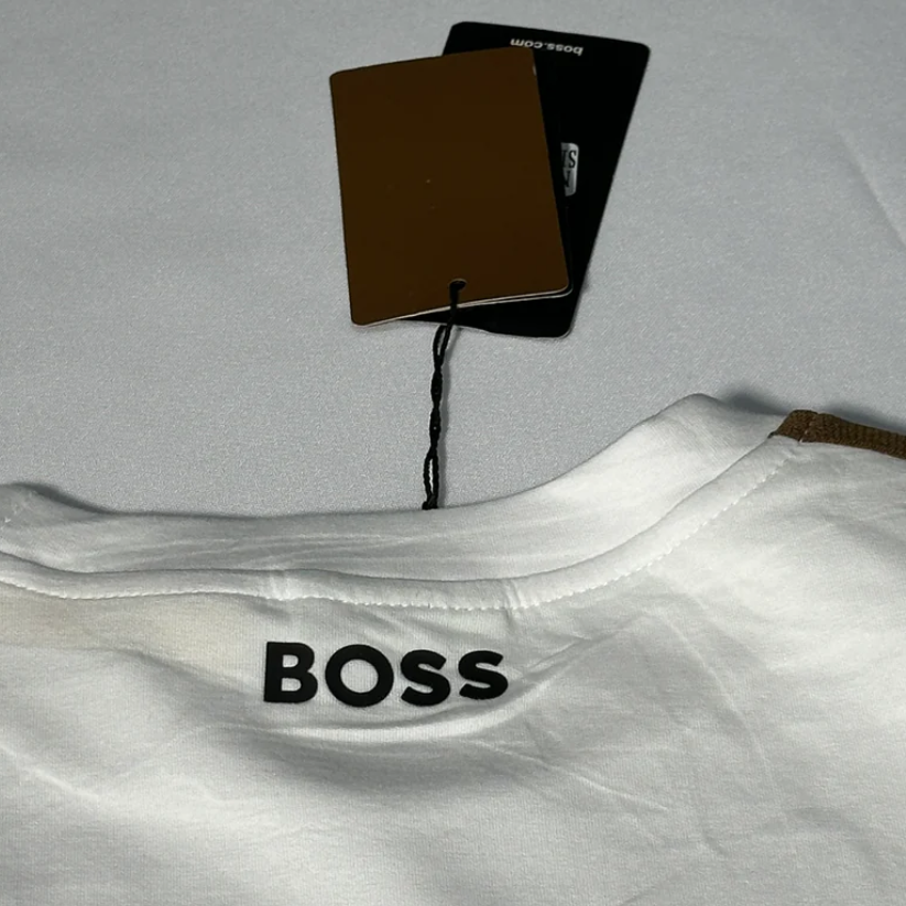 Camiseta Boss blanca