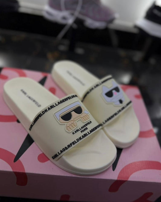 Chancletas Karl Beige Diseño 1