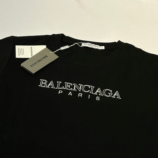 Camiseta balenciaga negro