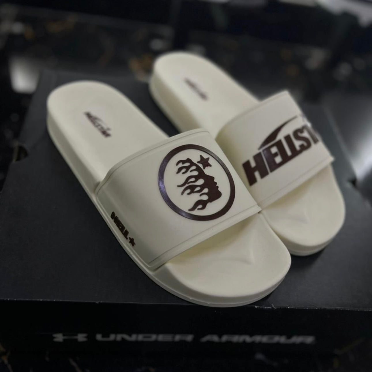 Chancletas Hell Star Beige con Café
