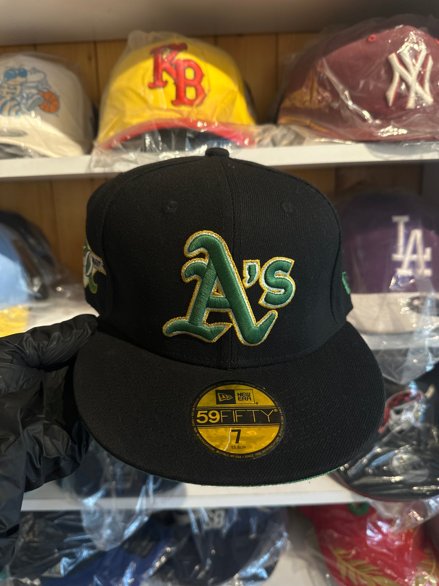 Gorra New Era Cerrada Negra