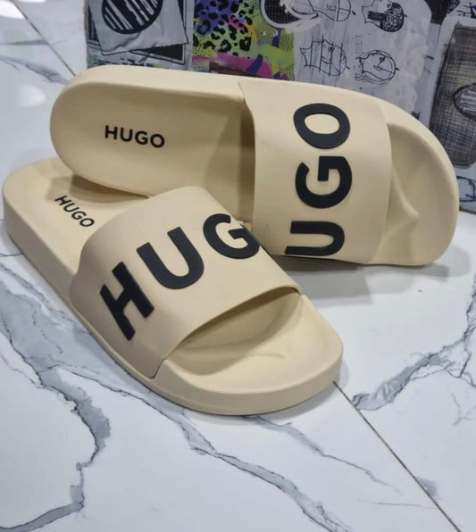 Chancletas Hugo beige con negro