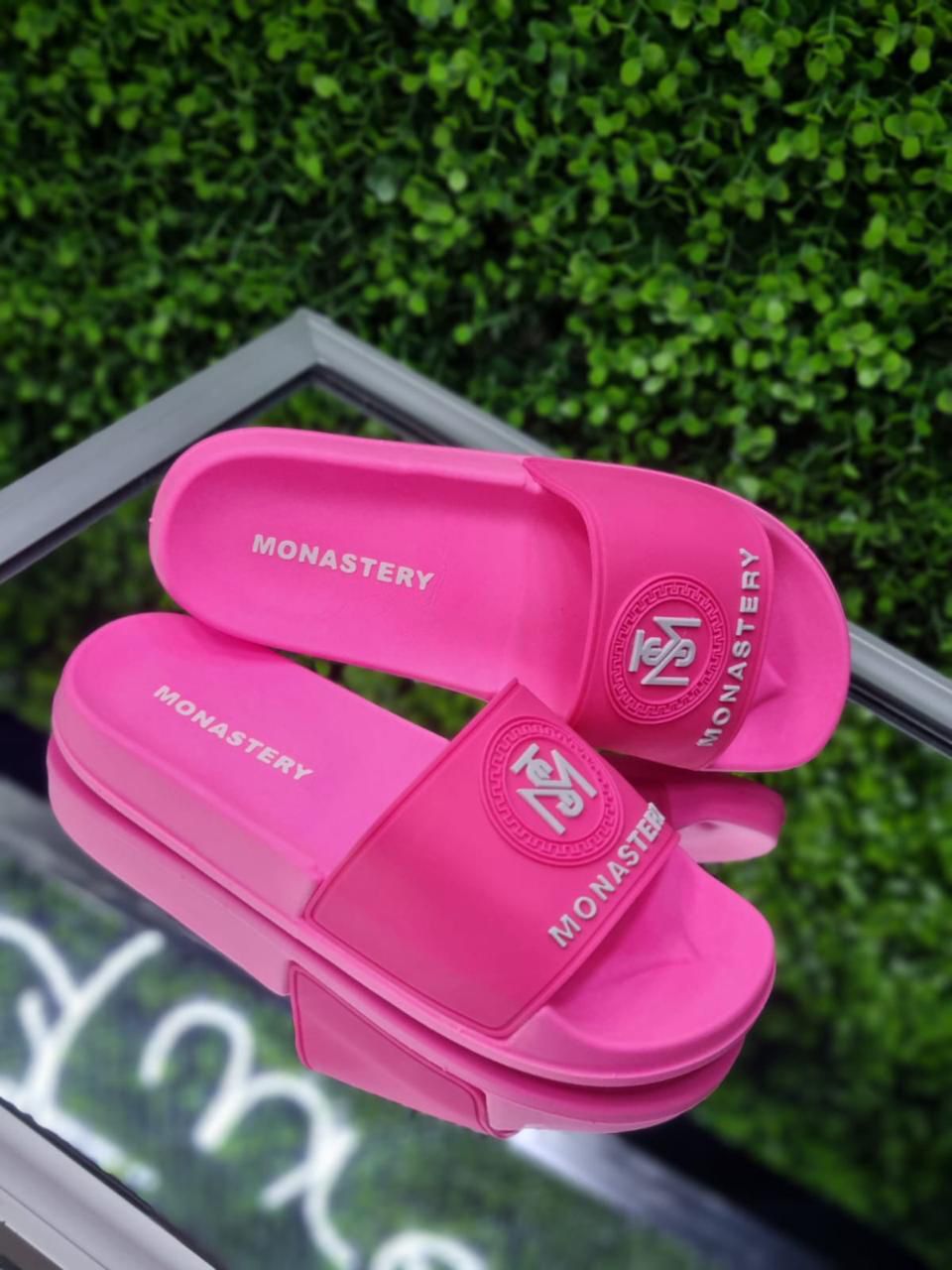 Chancletas monastery fucsia