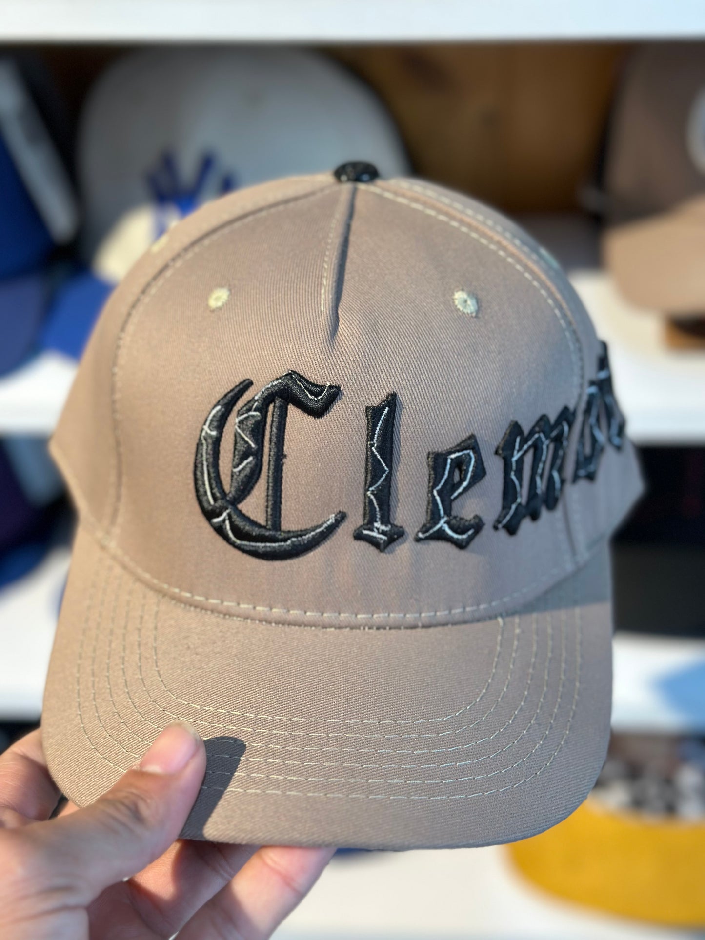 Gorra Clemont Beige oscuro