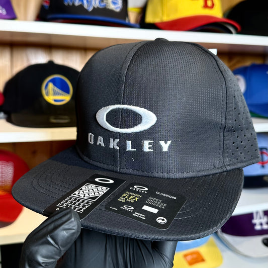 Gorra Oakley plana