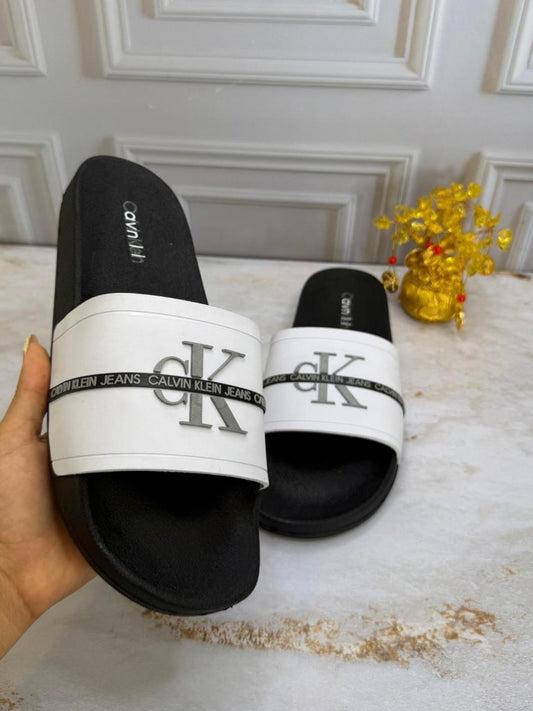 Chancletas Calvin Klein blancas