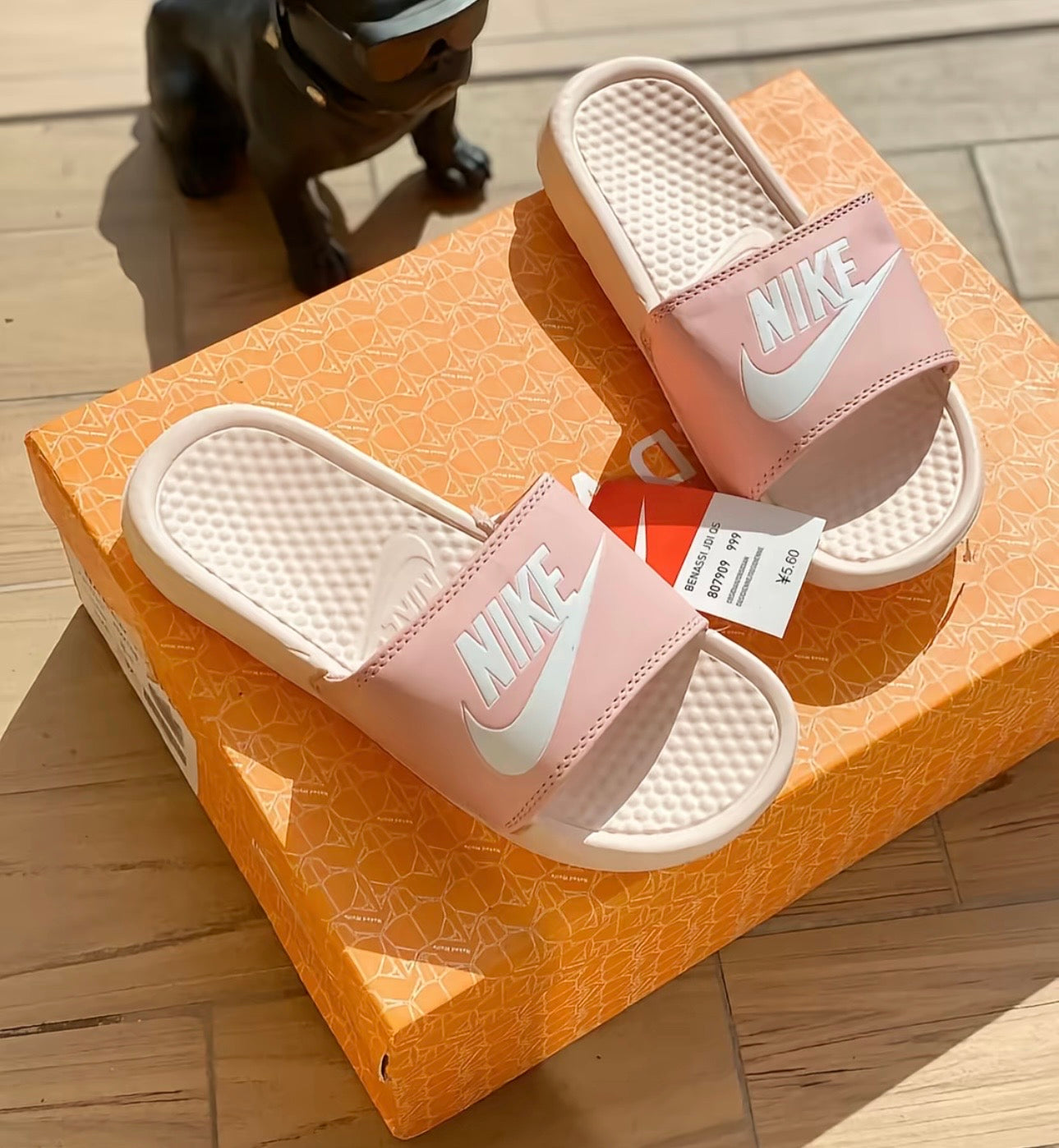 Chancletas nike coral
