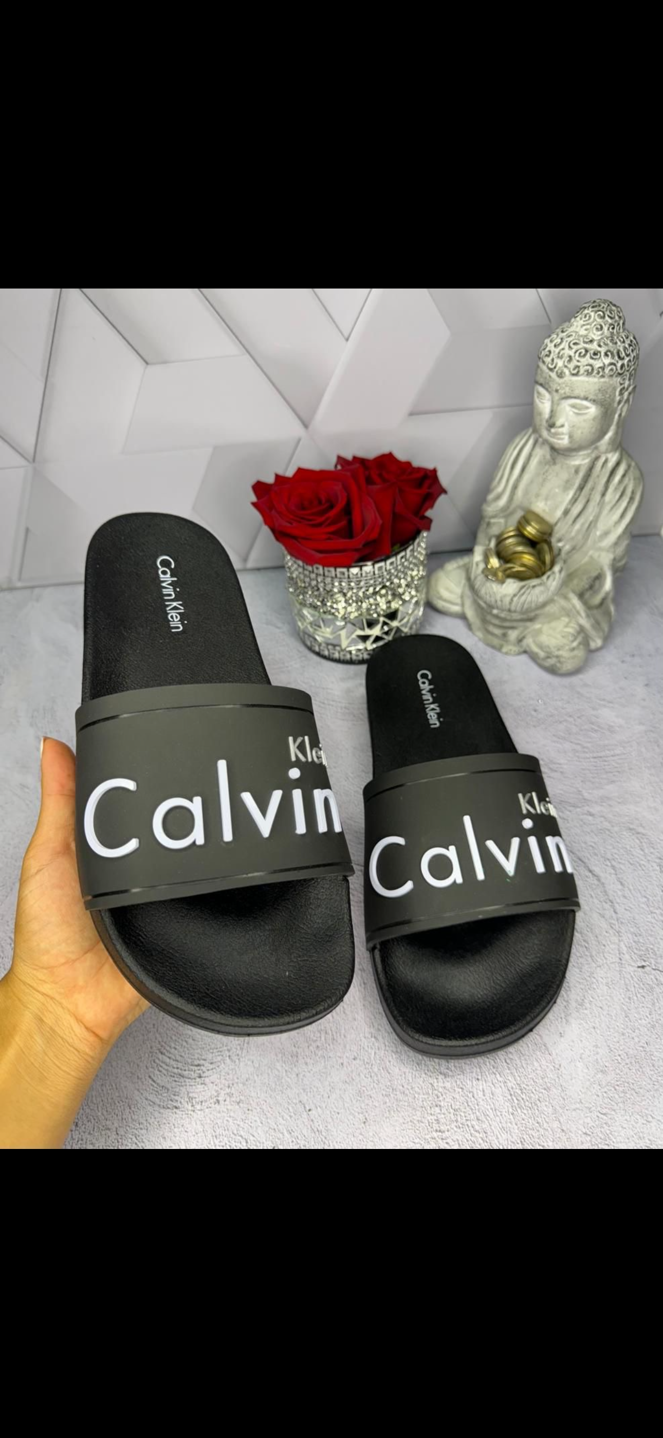 Chancletas Calvin Klein negra