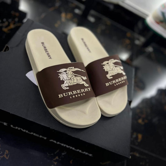 Chancletas Burberry marrón