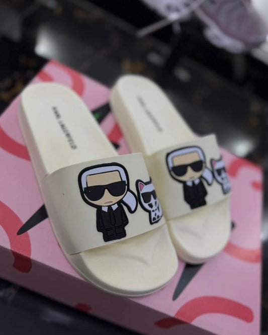 Chancletas Karl Beige Diseño 2