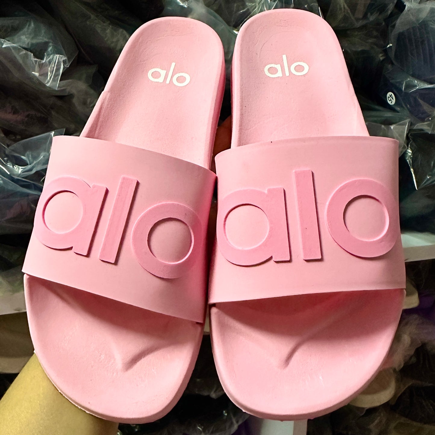 Chancletas Alo rosadas