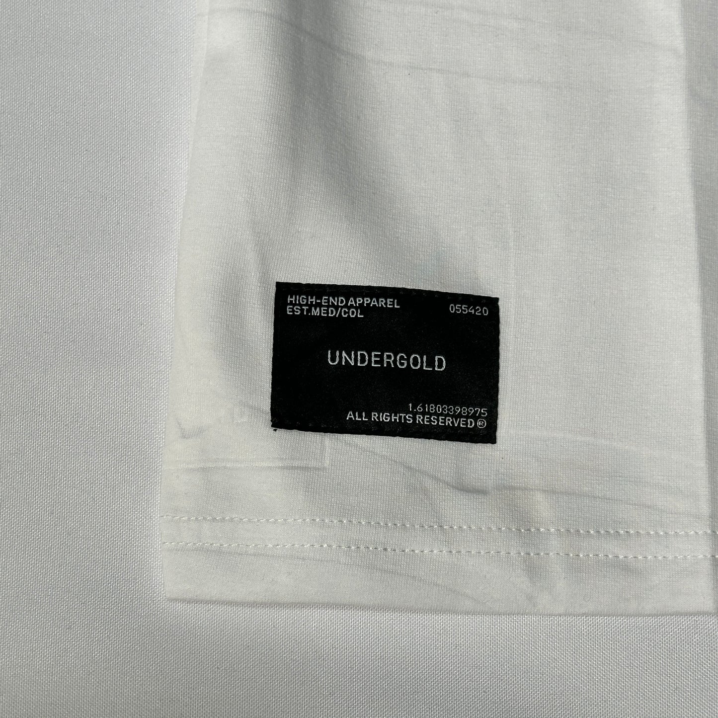 Camiseta Undergold blanca