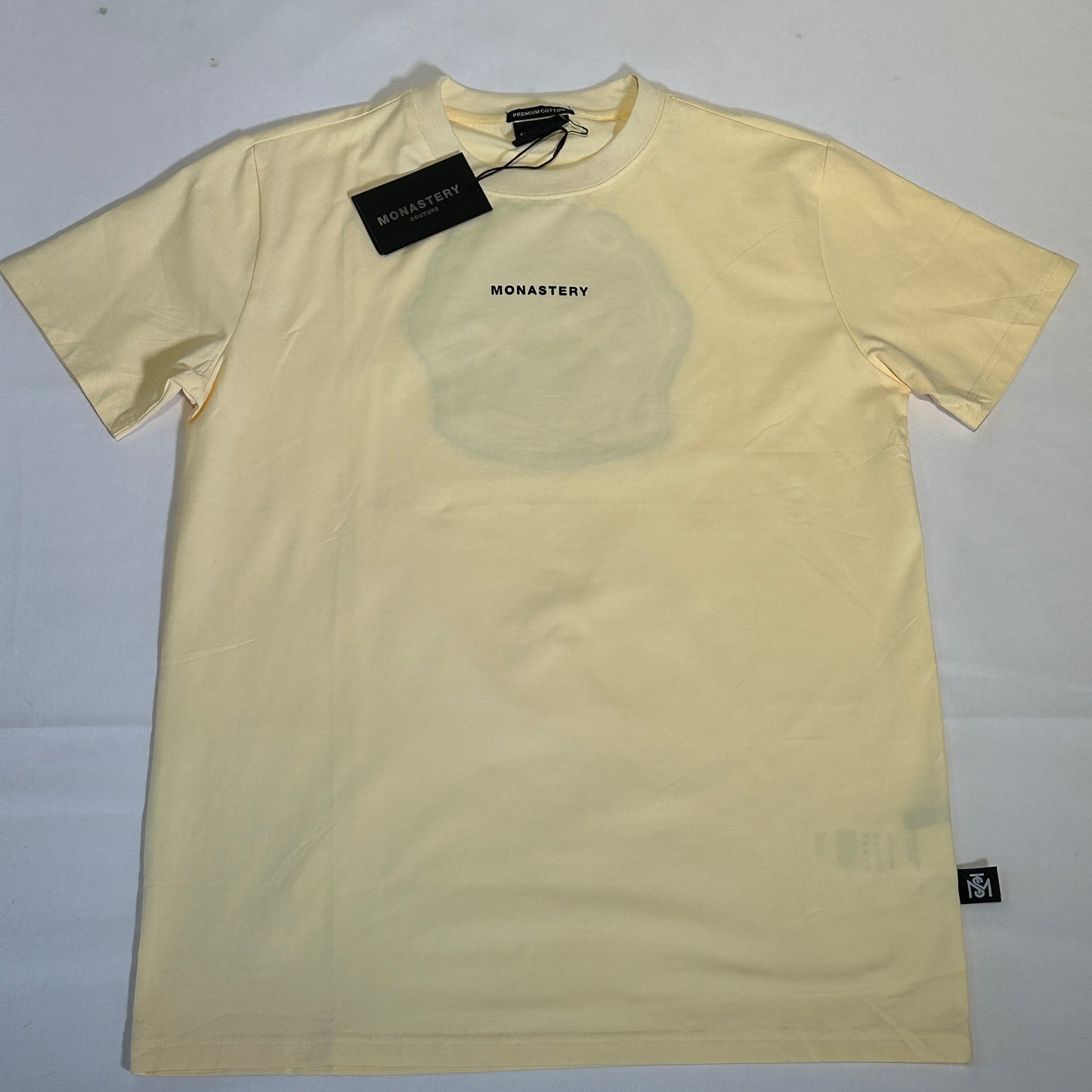 Camiseta monastery amarillo