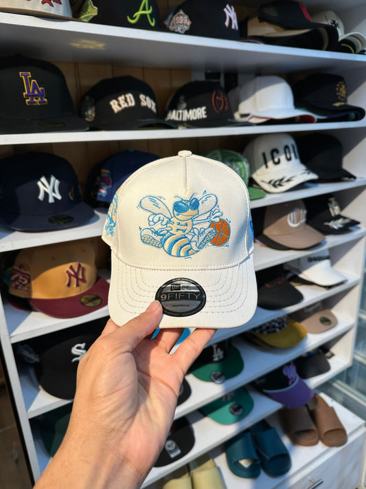 Gorra Hugo the Hornet