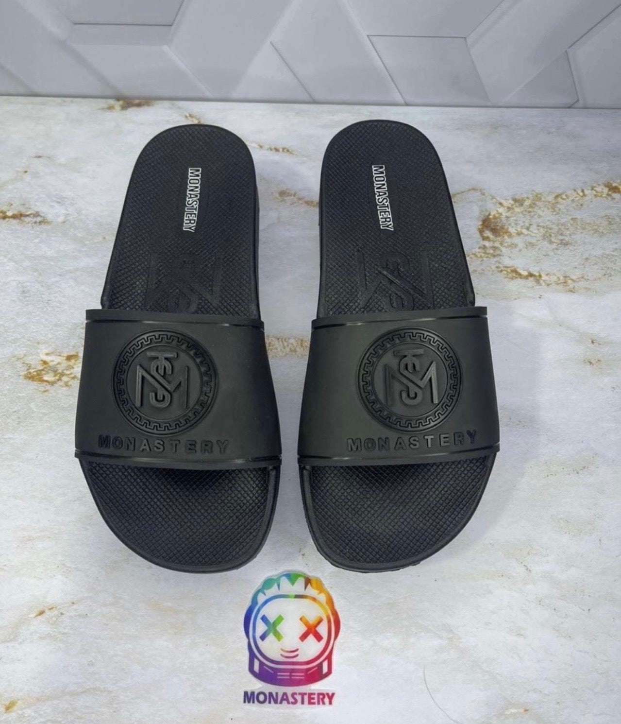 Chancletas monastery negra