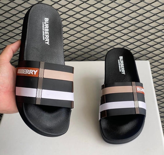 Chancletas burberry negras