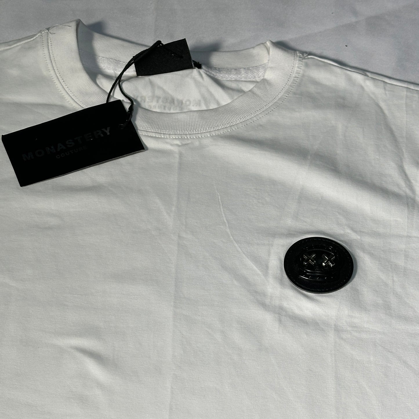 Camiseta Monastery blanca