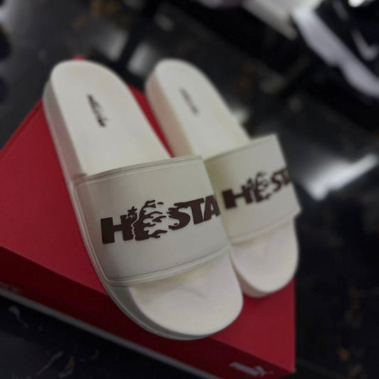 Chancletas Hell Star Beige Letras Cafés