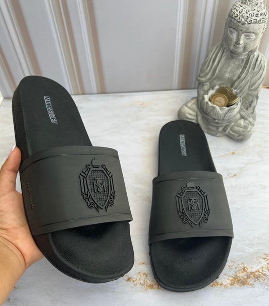 Chancletas Monastery   negra