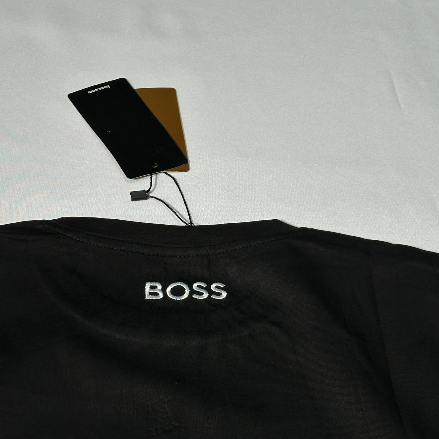 Camiseta Boss negra