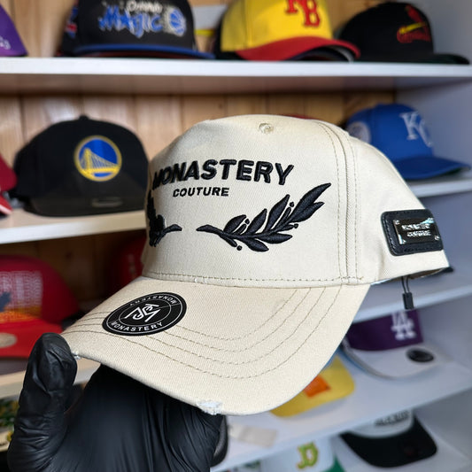 Gorra Ajustable Monastery Beige Diseño 1