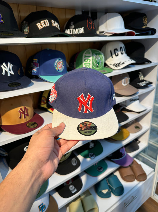 Gorra Ajustable Yankees Azul Oscuro