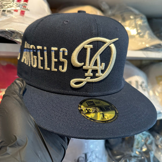Gorra Cerrada LA Azul Oscuro Talla 7