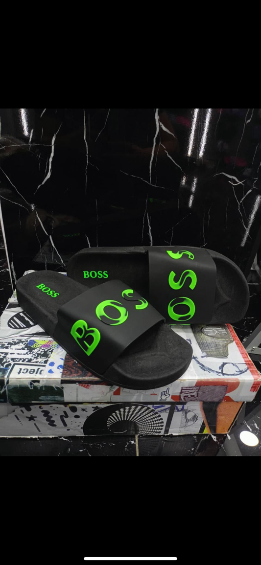 Chancletas Boss negras con verde