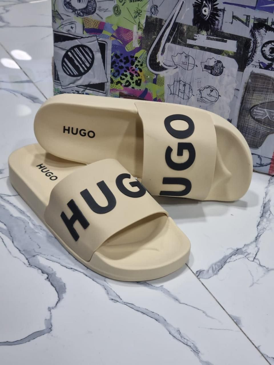 Chancletas Hugo beige