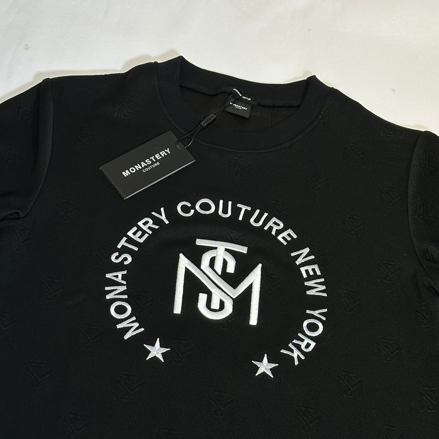 Camiseta monastery negra