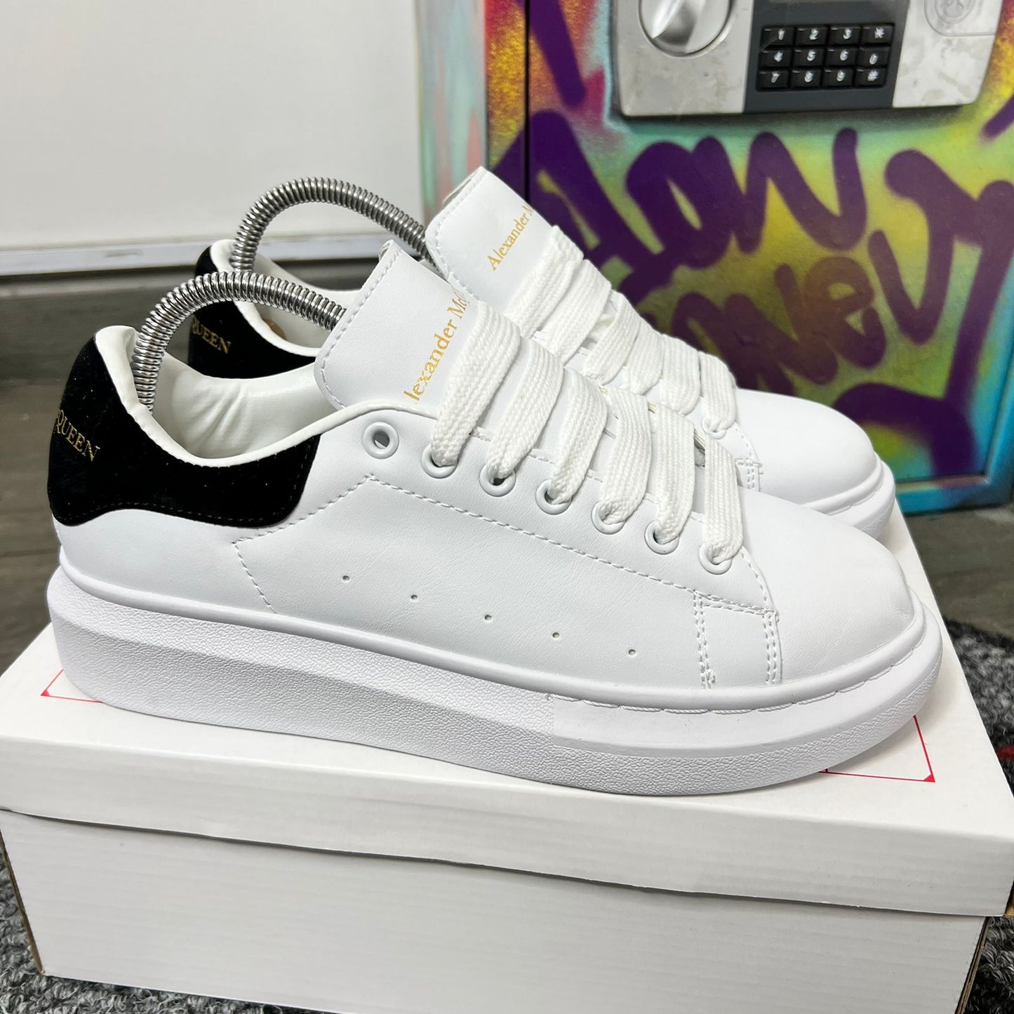 Zapatos Valentino blancos