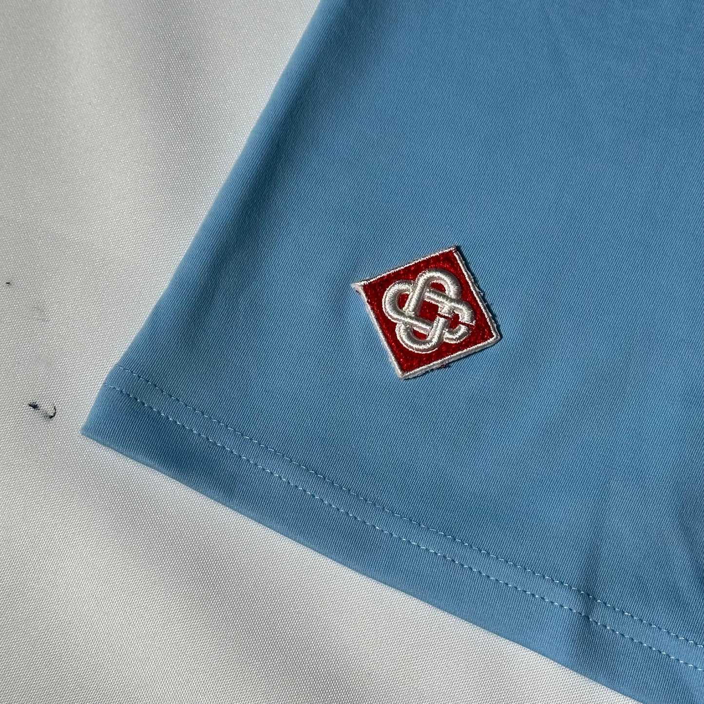 Camiseta casa blanca azul