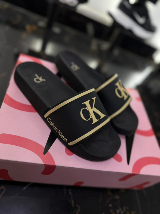 Chancletas Calvin Klein Negras con Beige