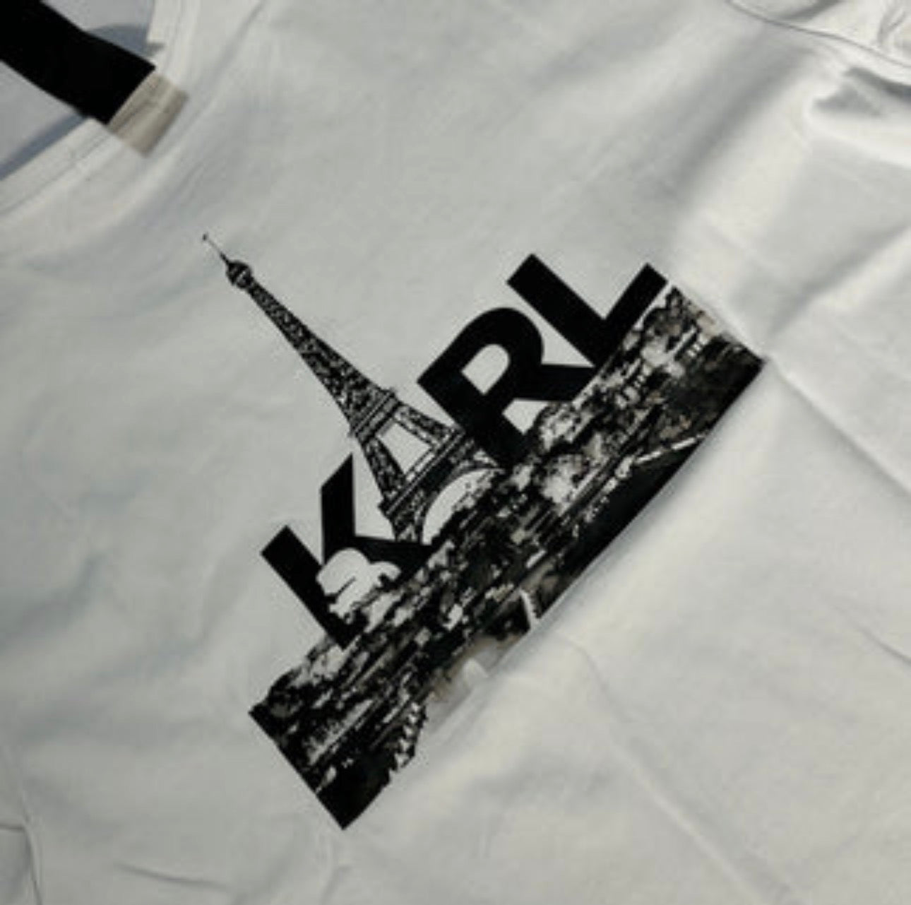 Camiseta Karl Blanca diseño 2