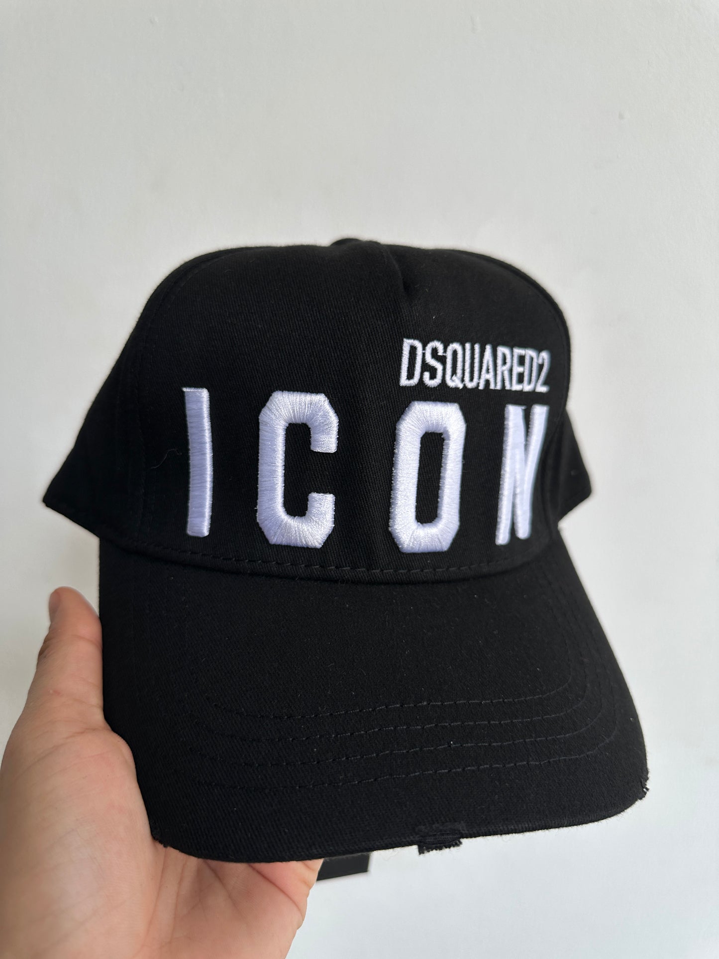 Gorra Ajustable Dsquared2 Icon Negra con Blanco
