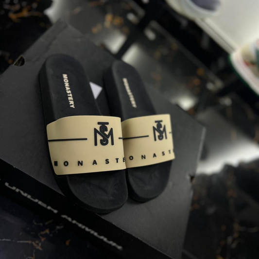 Chancletas Monastery beige con negro