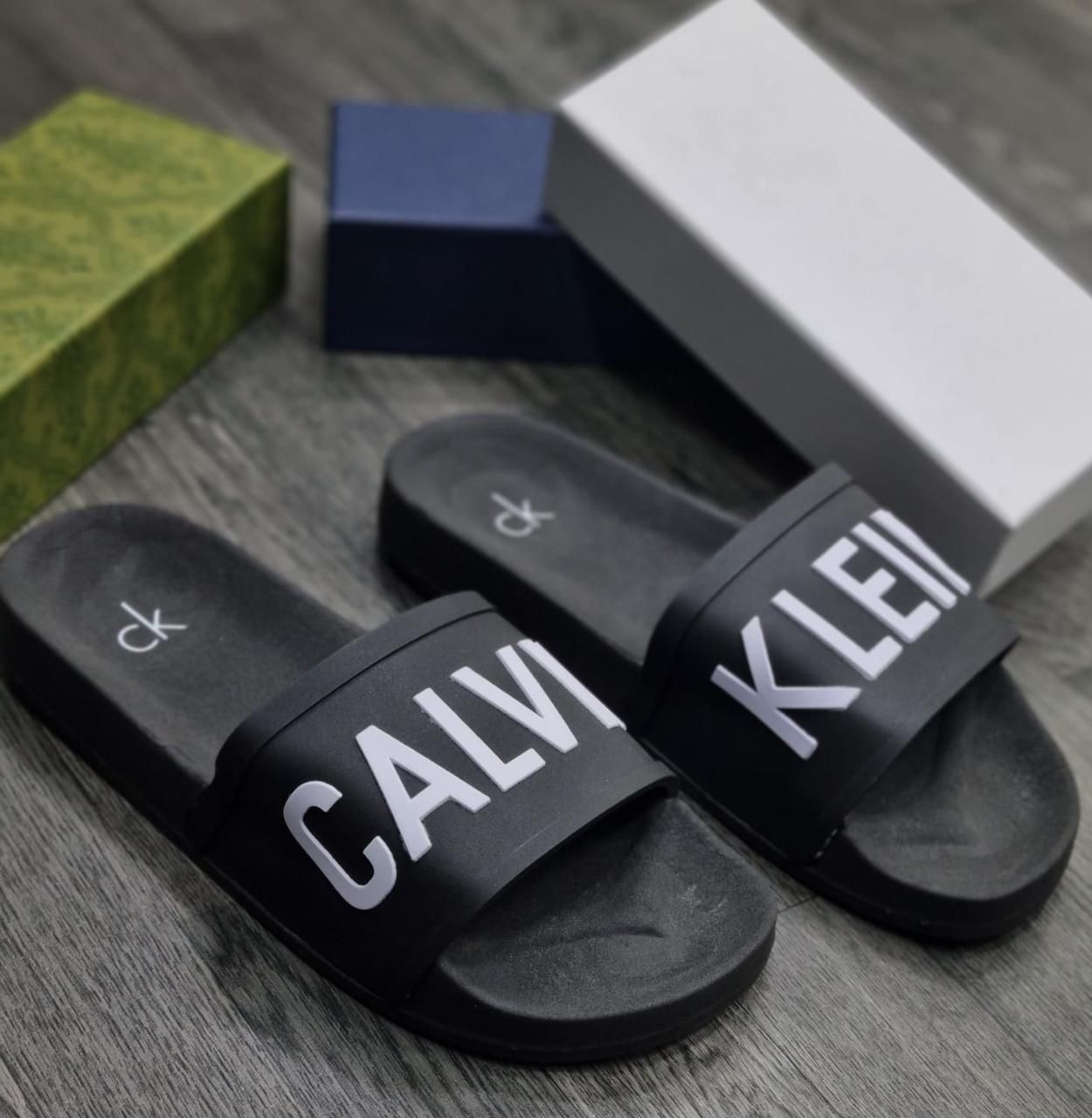 Chancletas calvin klein negras