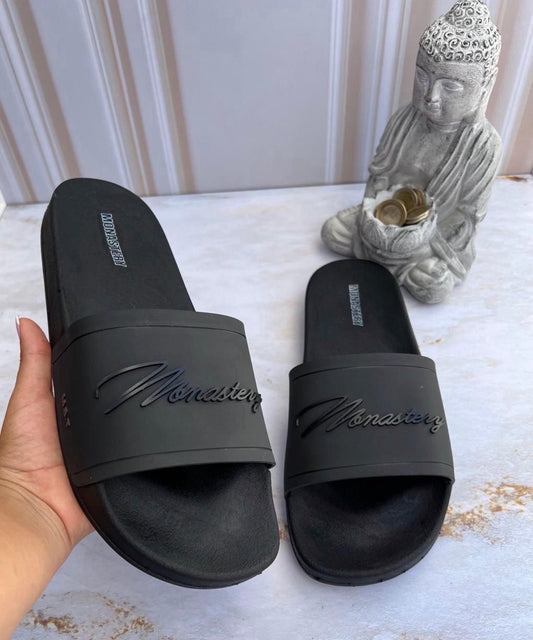 Chancletas Monastery  negras