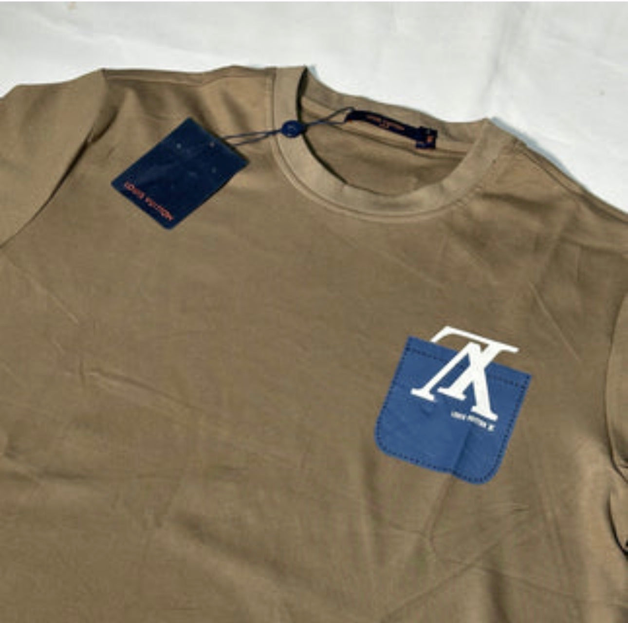 Camiseta Louis Vuitton cafe