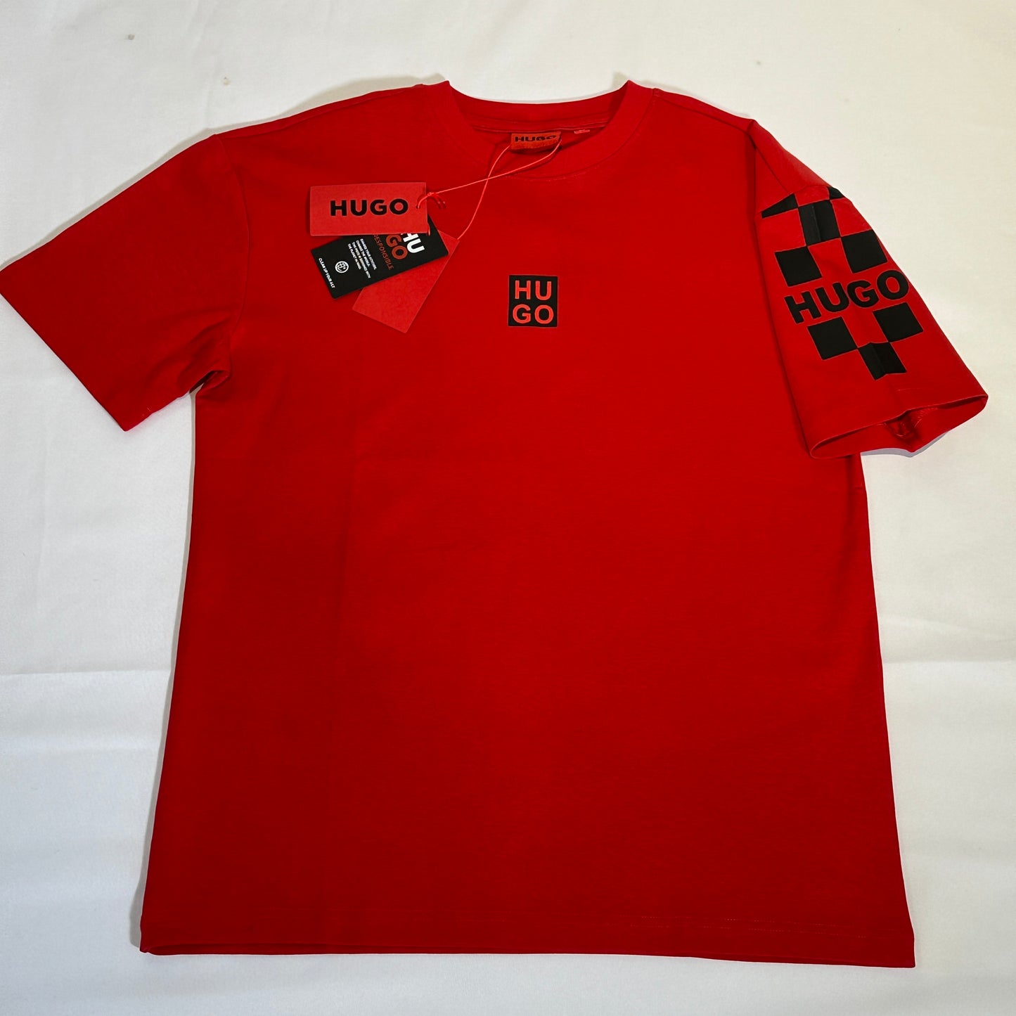 Camiseta Hugo roja