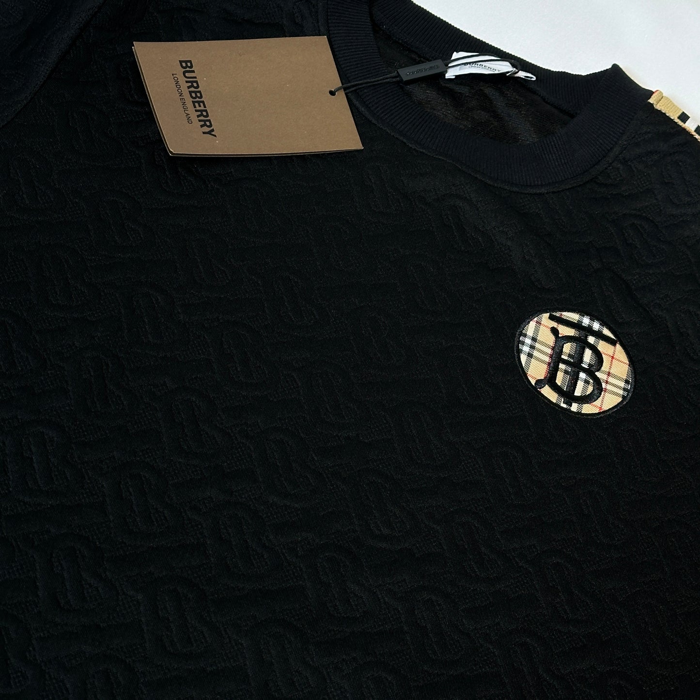 Camiseta burberry negra