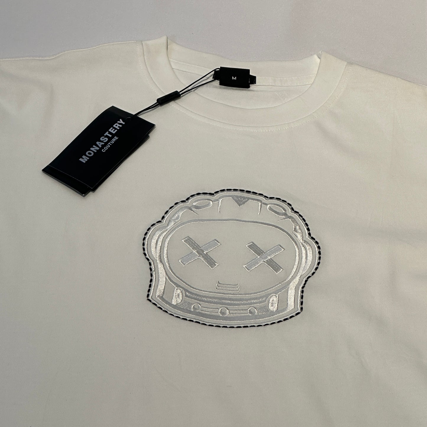 Camiseta Monastery blanca