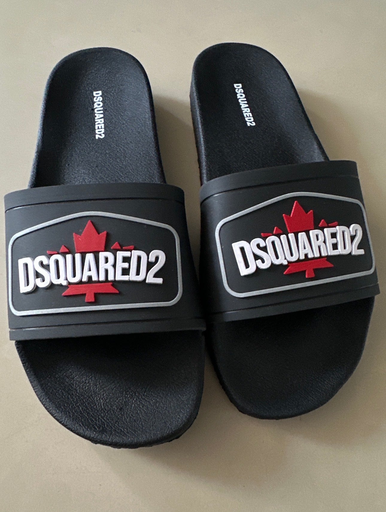Chancletas dsquared2 negras