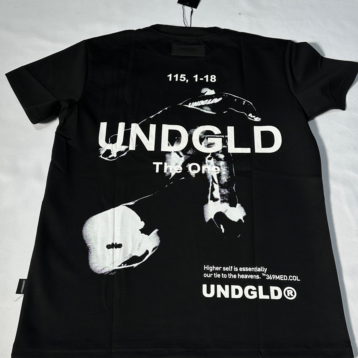 Camiseta Undergold negra