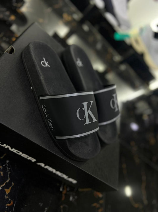 Chancletas Calvin Klein negras