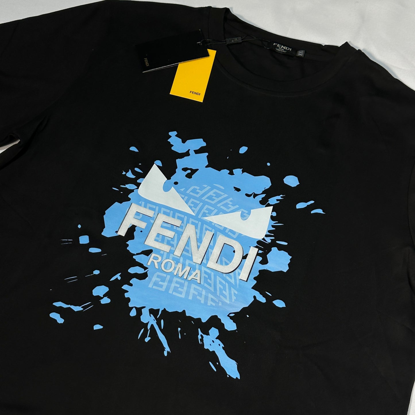 Camiseta Fendi negra