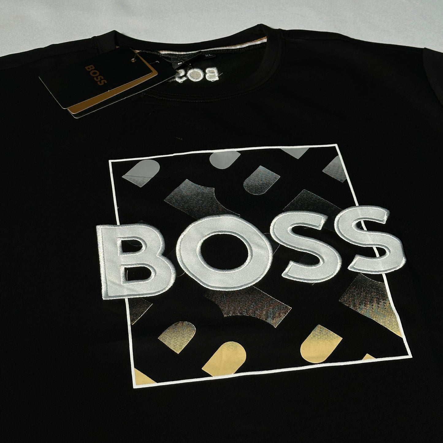 Camiseta Boss negra