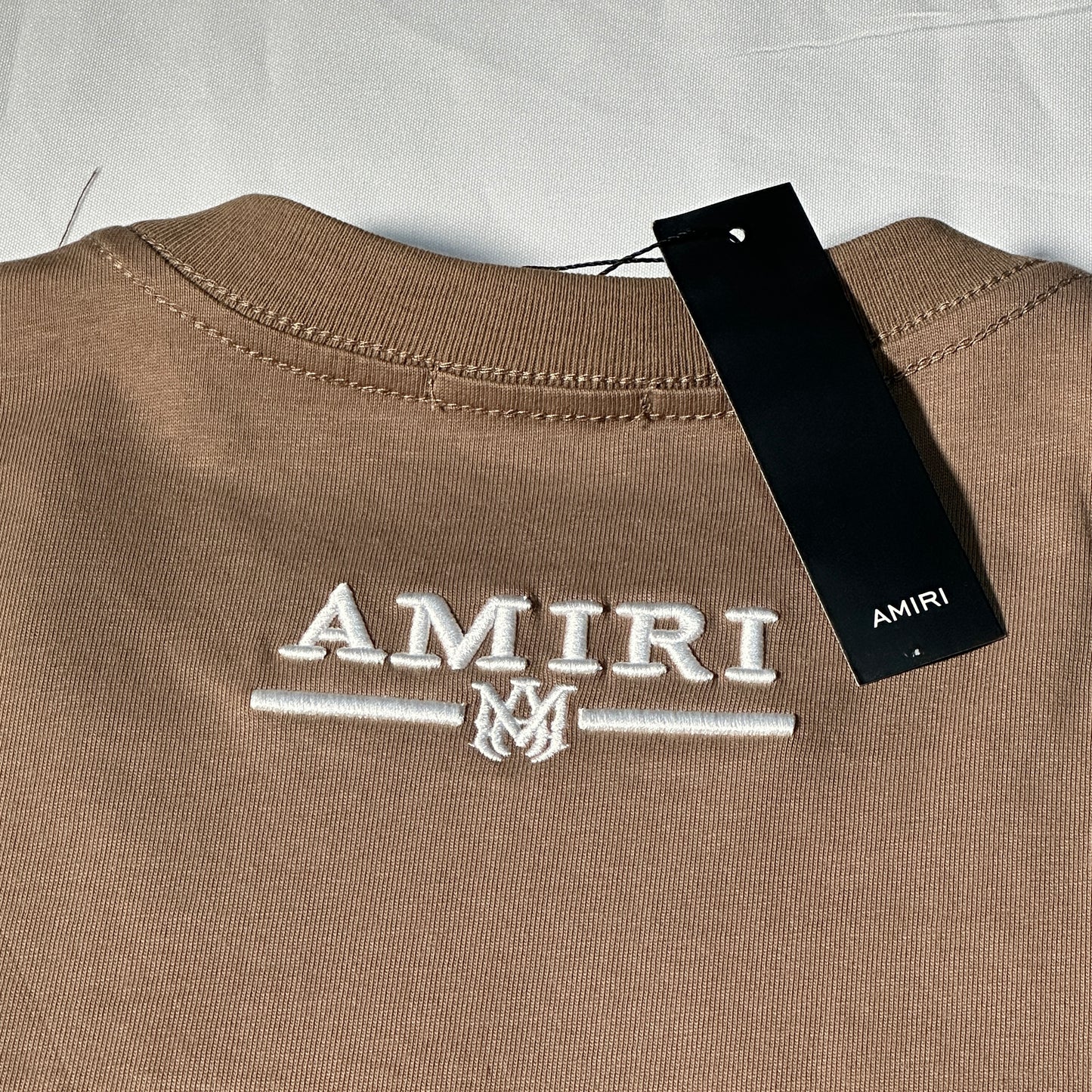 Camiseta Amiri café
