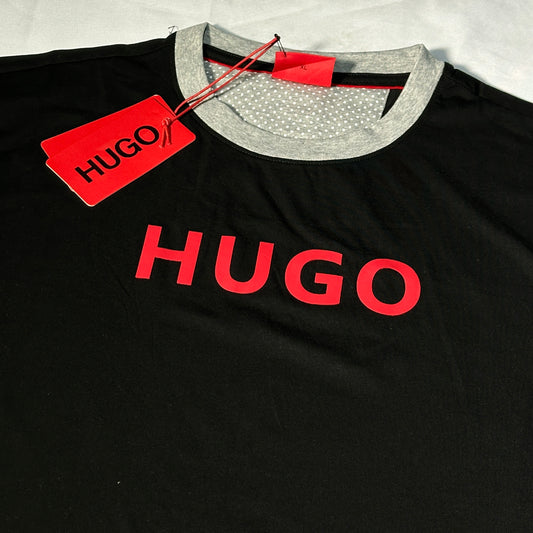 Camiseta Hugo negra